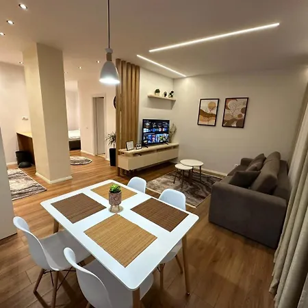 Apartment Fa At Center 02 *